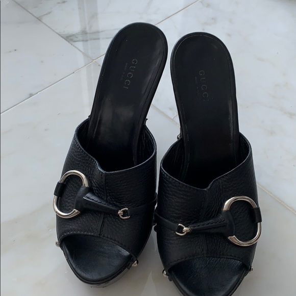 Authentic Gucci black leather - Picture 1 of 4